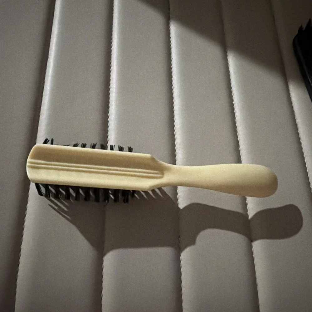 VTG Unbranded Hair Brush Nylon Bristles 6.5